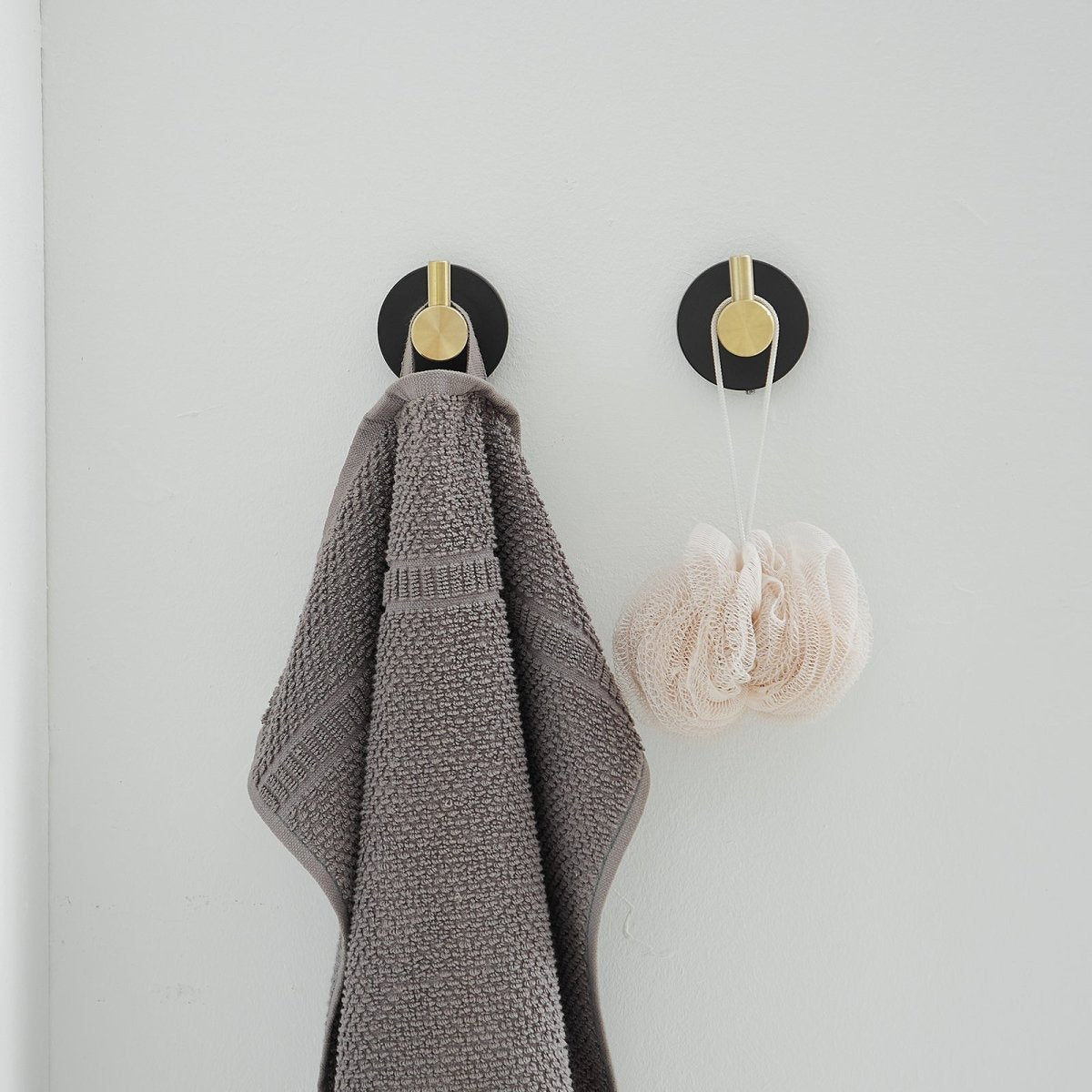 5PCS Towel Bar Toilet Paper Holder Towel Hook Set Black Gold - buyfaucet.com