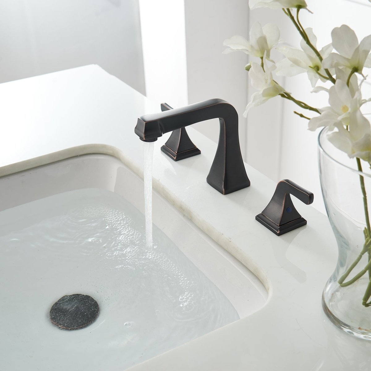 8 in 2 Handle Bathroom Faucet with Drain Oil Rubbed Bronze - buyfaucet.com