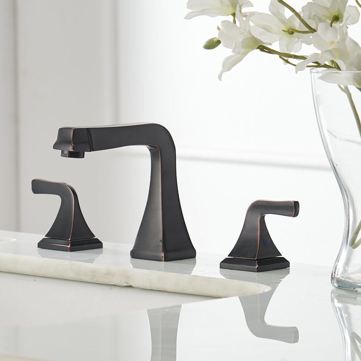 8 in 2 Handle Bathroom Faucet with Drain Oil Rubbed Bronze - buyfaucet.com