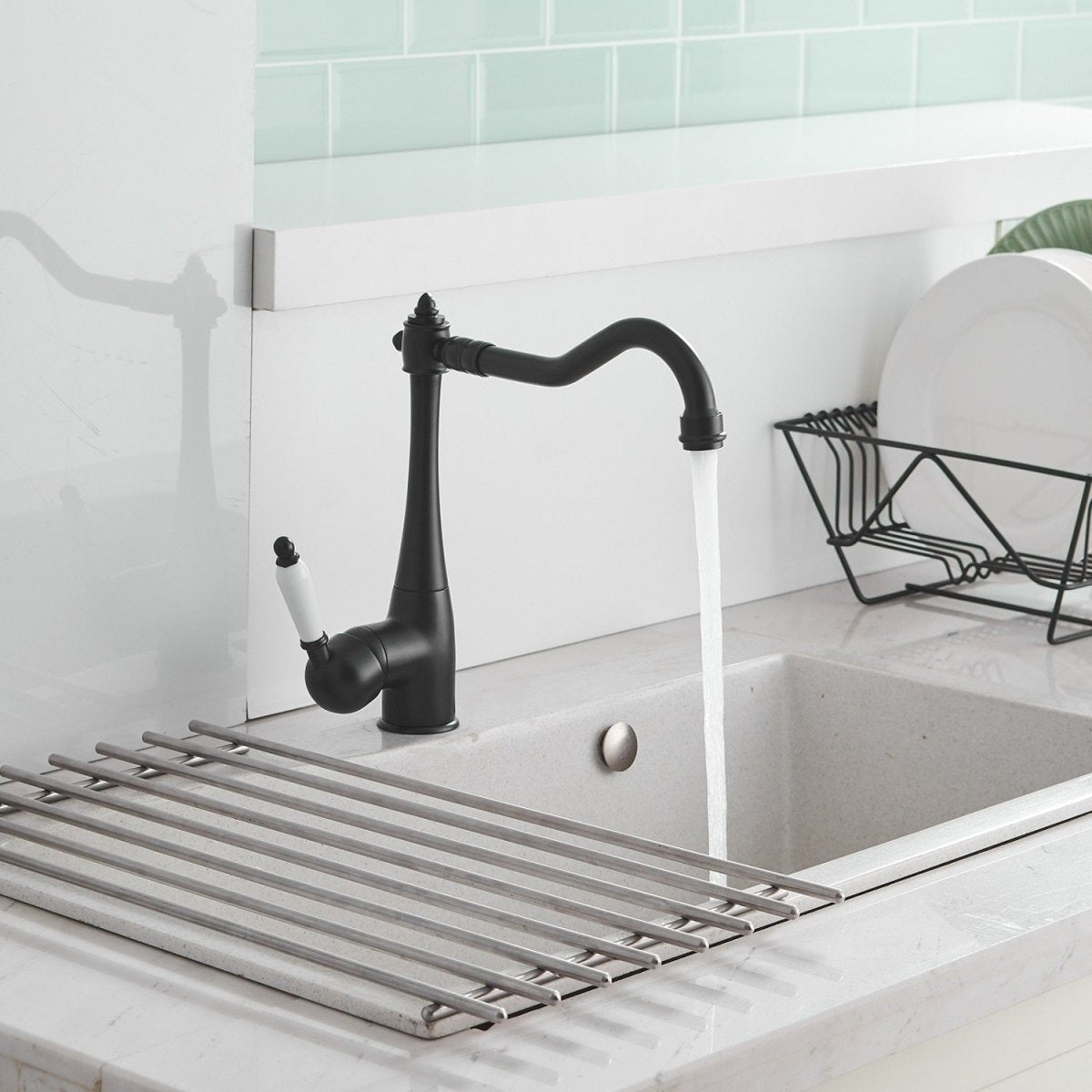 Classic Design Single-Handle Kitchen Faucet in Matte Black - buyfaucet.com