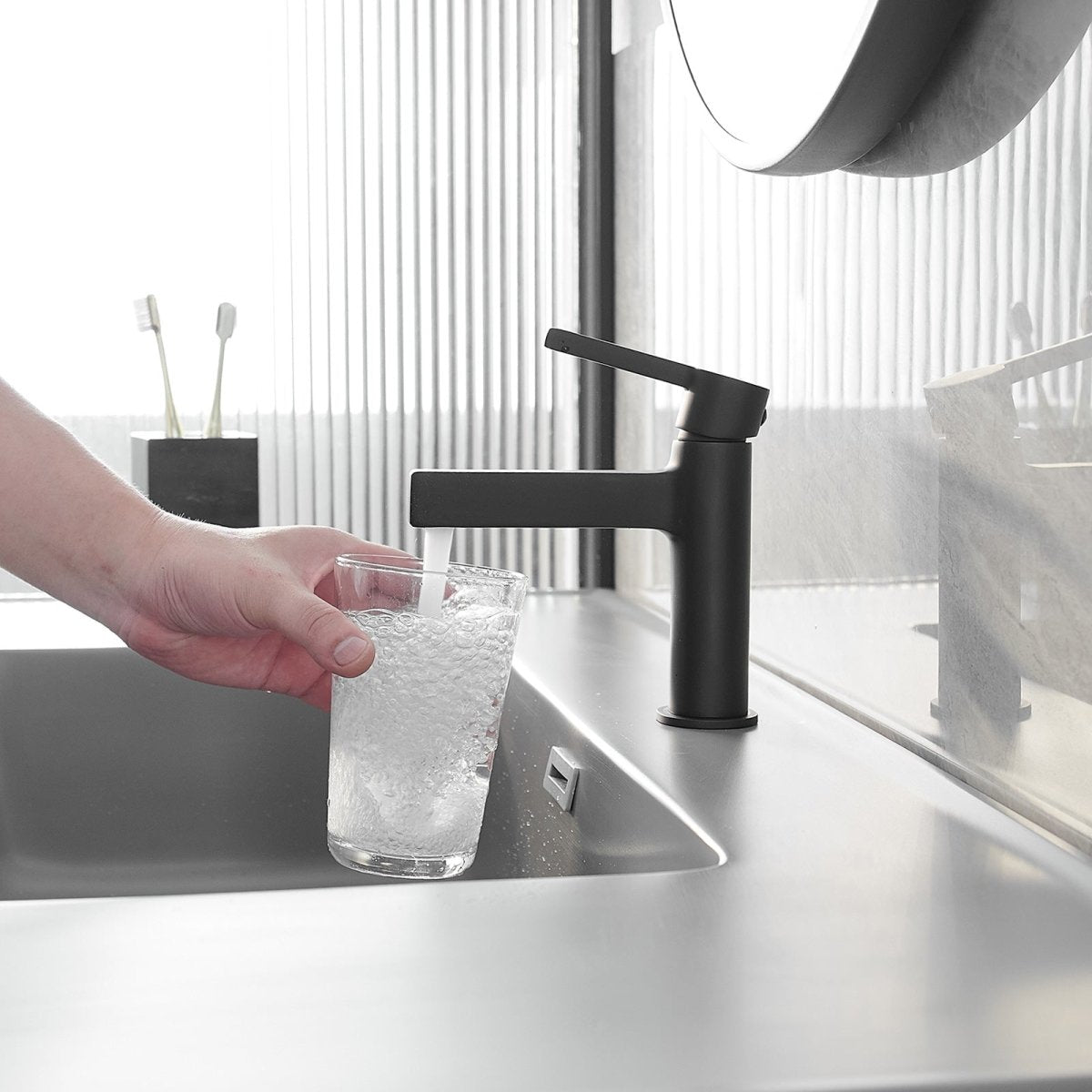 Single Handle Bathroom Faucet Drip-Free Faucet Matte Black-1 - buyfaucet.com