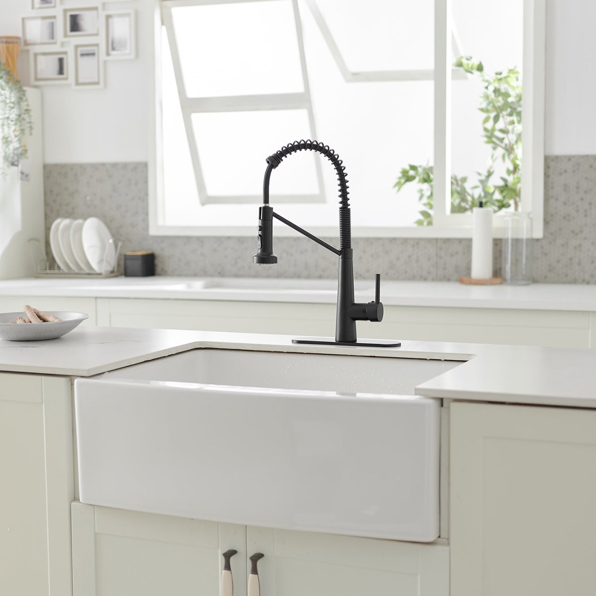 Single-Handle Kitchen Faucet with Deck Plate in Matte Black - buyfaucet.com
