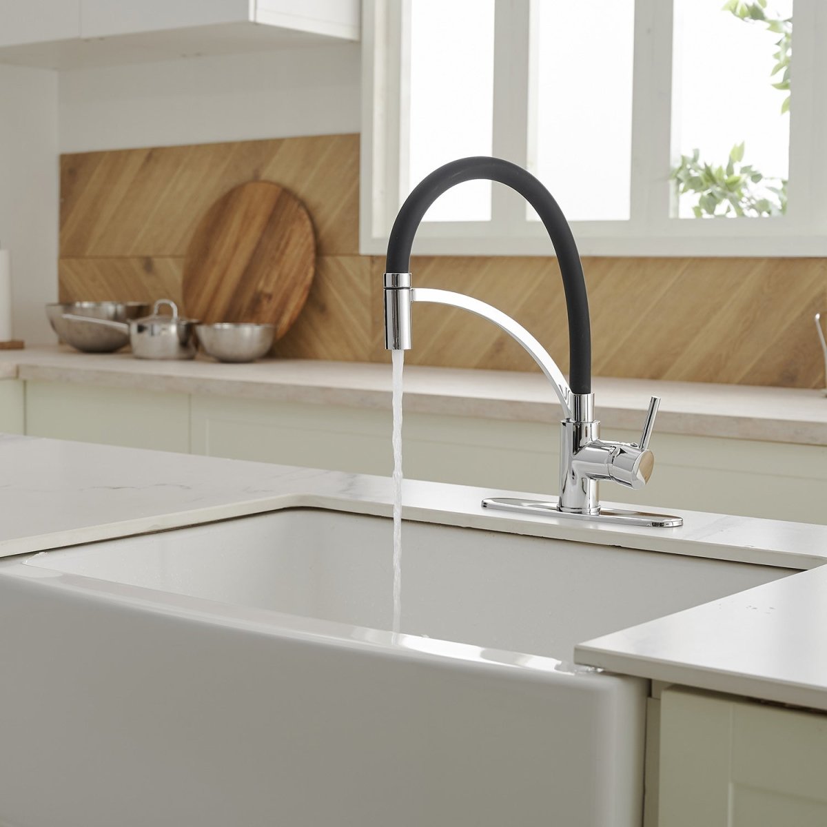 Single Handle Kitchen Faucet with Pull Down Sprayer Chrome - buyfaucet.com