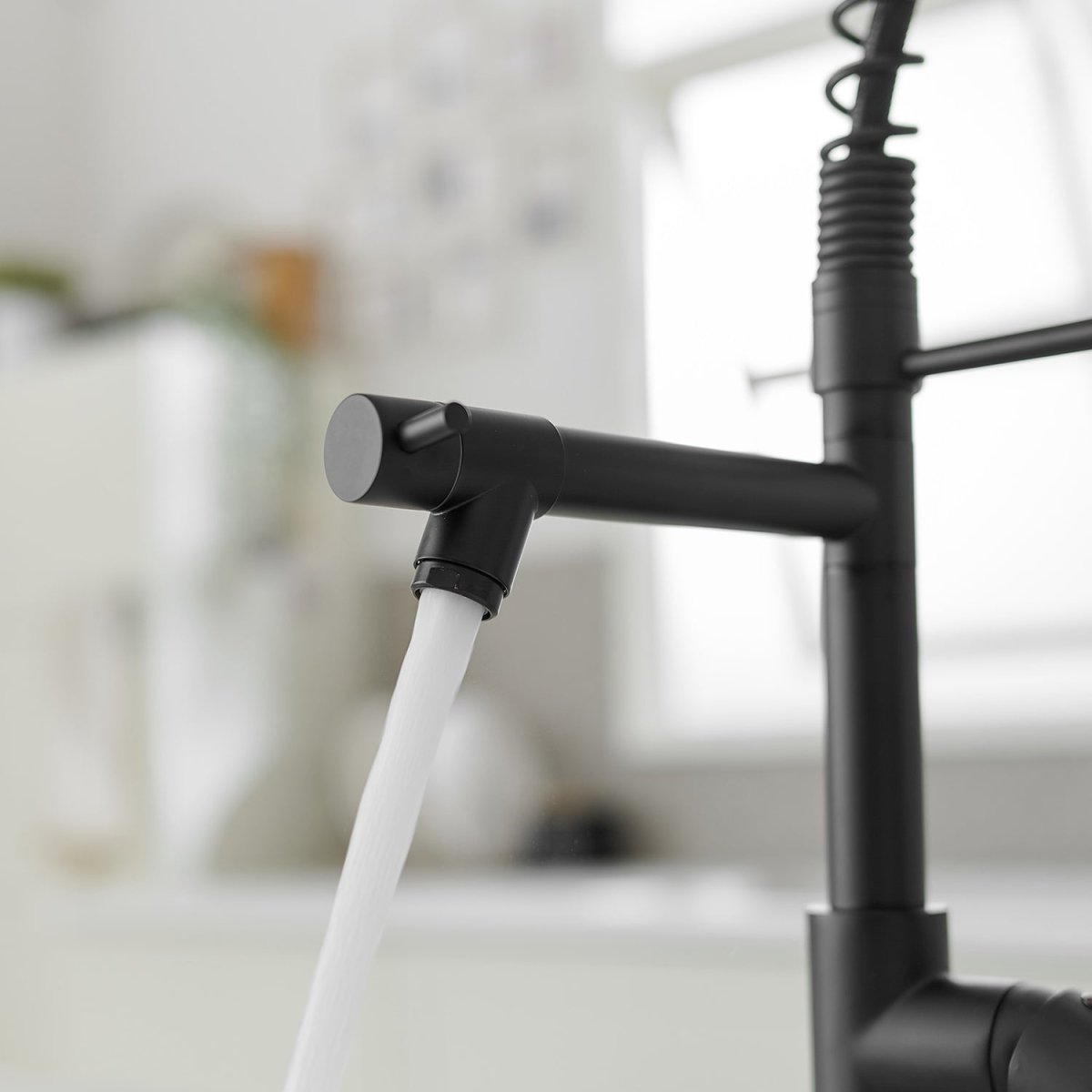 Single-Handle Pull-Down Kitchen Faucet with Deck Plate Black - buyfaucet.com