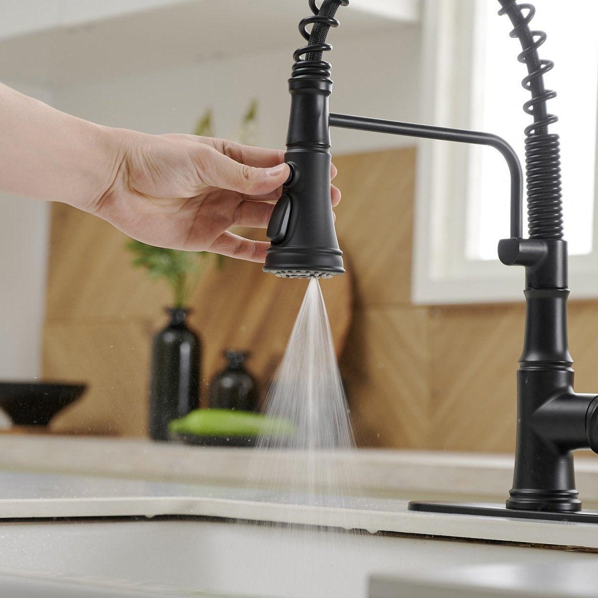 Single-Handle Pull-Down Sprayer Kitchen Faucet Matte Black - buyfaucet.com