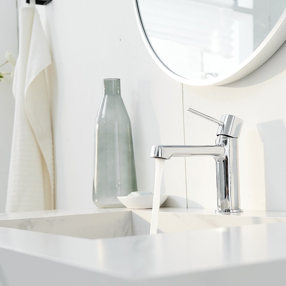 Single Handle Single Hole Modern Bathroom Faucet Polished Chrome - buyfaucet.com