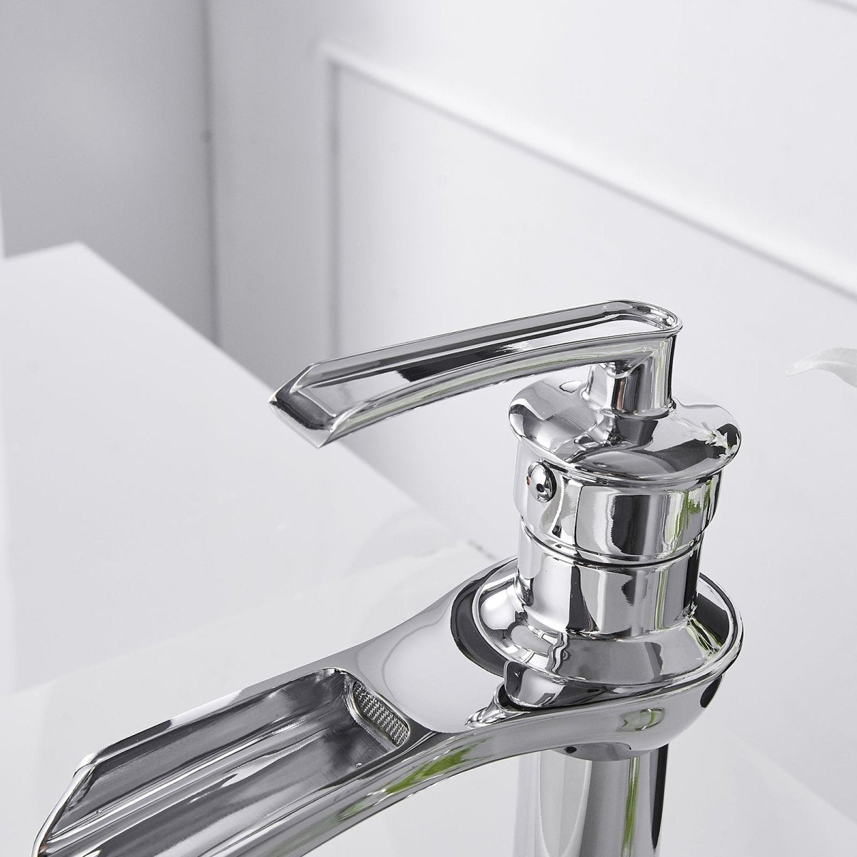 Single Hole Single-Handle Bathroom Faucet Chrome - buyfaucet.com