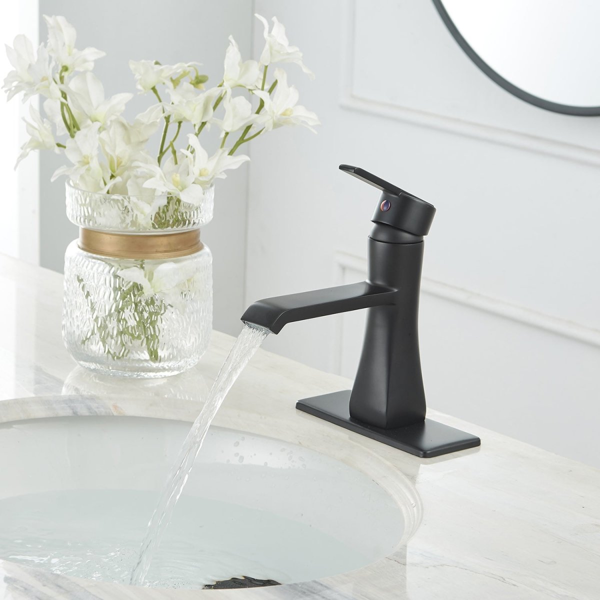 Single Hole Single-Handle Bathroom Faucet in Matte Black - buyfaucet.com