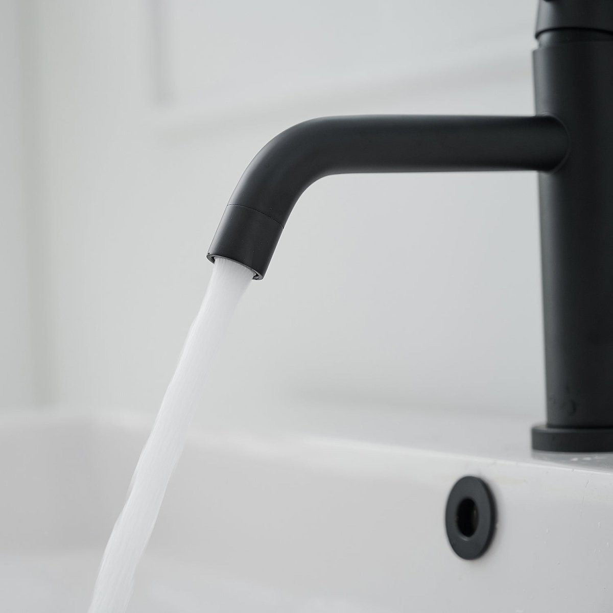 Single Hole Single-Handle Bathroom Faucet in Matte Black - buyfaucet.com