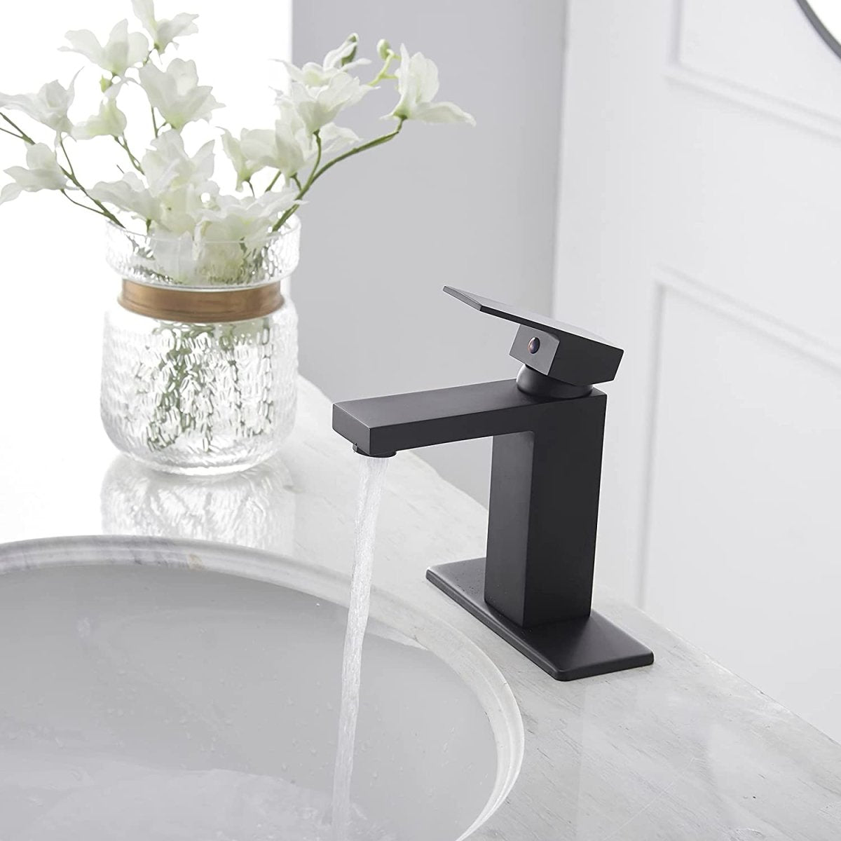 Single Hole Single-Handle Bathroom Faucet Matte Black - buyfaucet.com