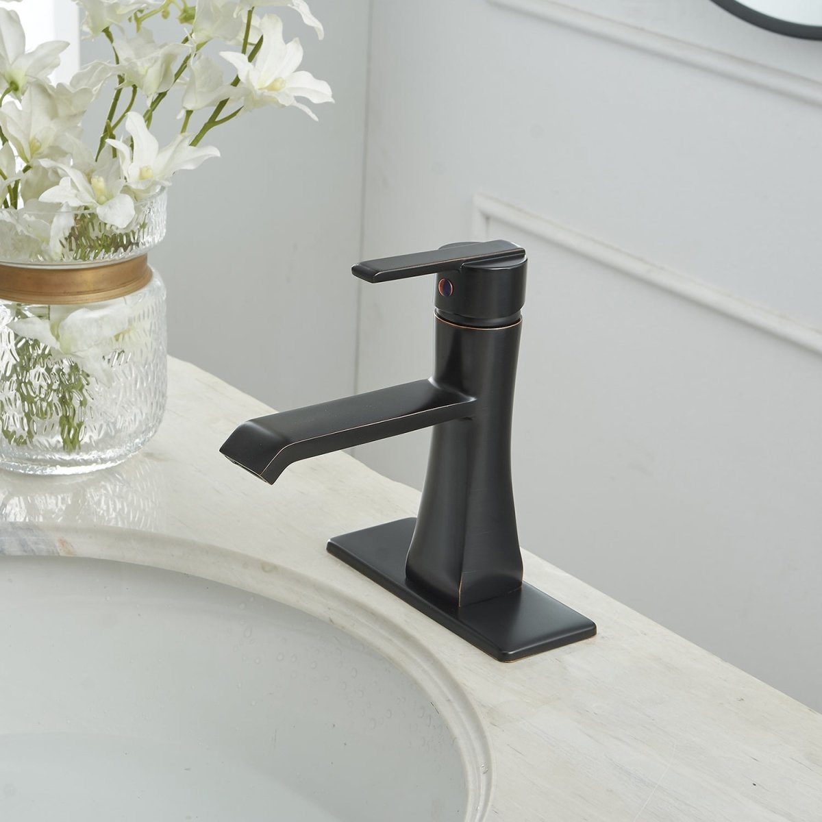 Single Hole Single-Handle Bathroom Faucet Oil Rubbed Bronze - buyfaucet.com