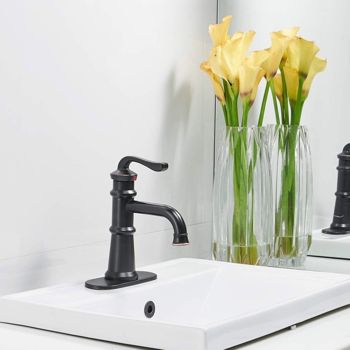 Single Hole Single-Handle Bathroom Faucet Oil Rubbed Bronze - buyfaucet.com