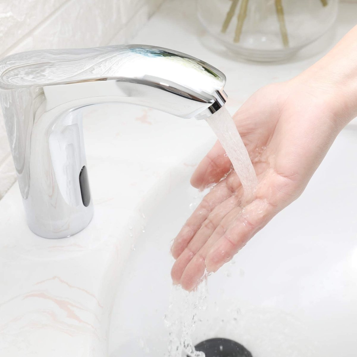 Touchless Bathroom Faucet With Deckplate Drain Chrome-1 - buyfaucet.com