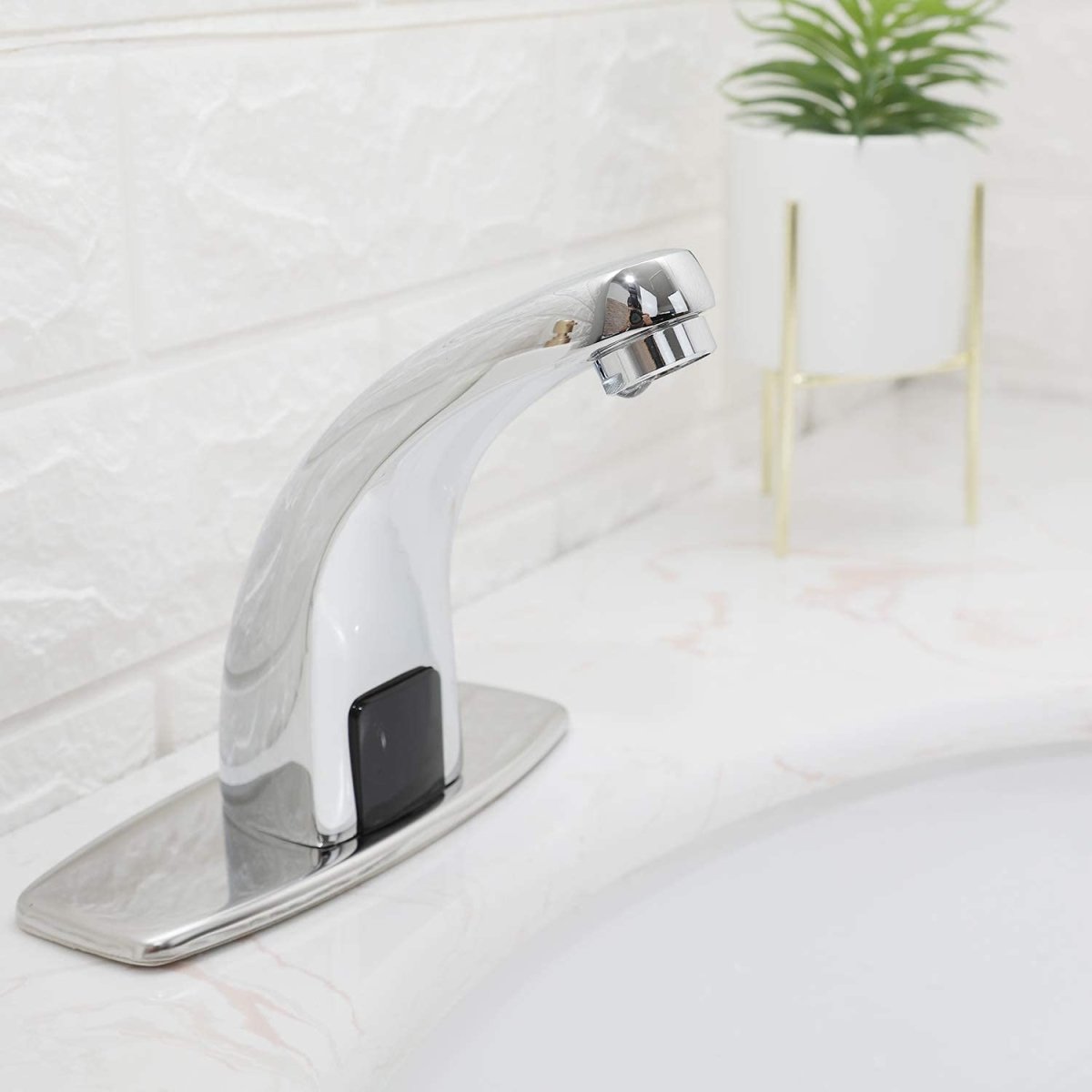 Touchless Bathroom Faucet With Deckplate & Drain Chrome - buyfaucet.com